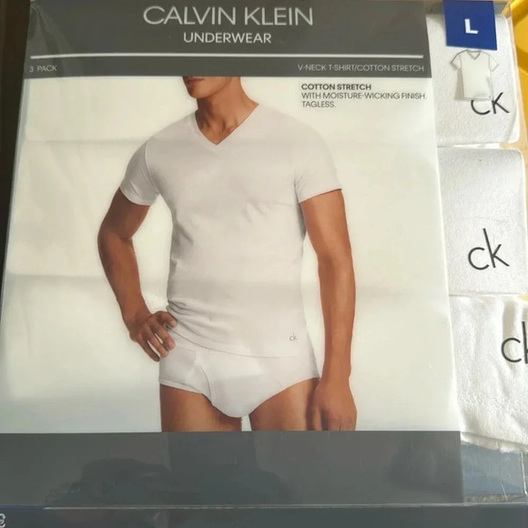 Mens Calvin Klein v-neck t-shirts 3 pack size Large White - Picture 5 of 7